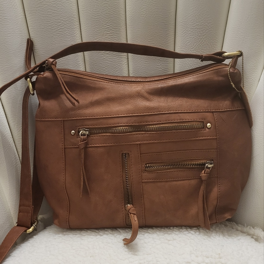 Great  America Leather Works bag  Color brown.